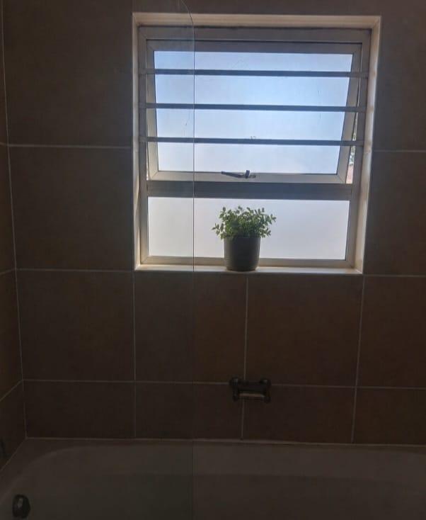 2 Bedroom Property for Sale in Stellendale Western Cape